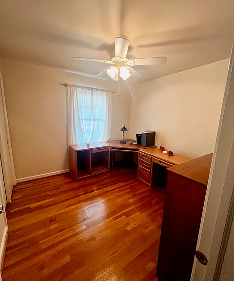 103 Brian Ln — Photo 2