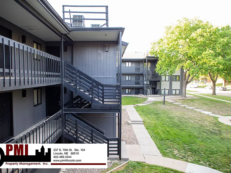Cheerio Apartments — Photo 32