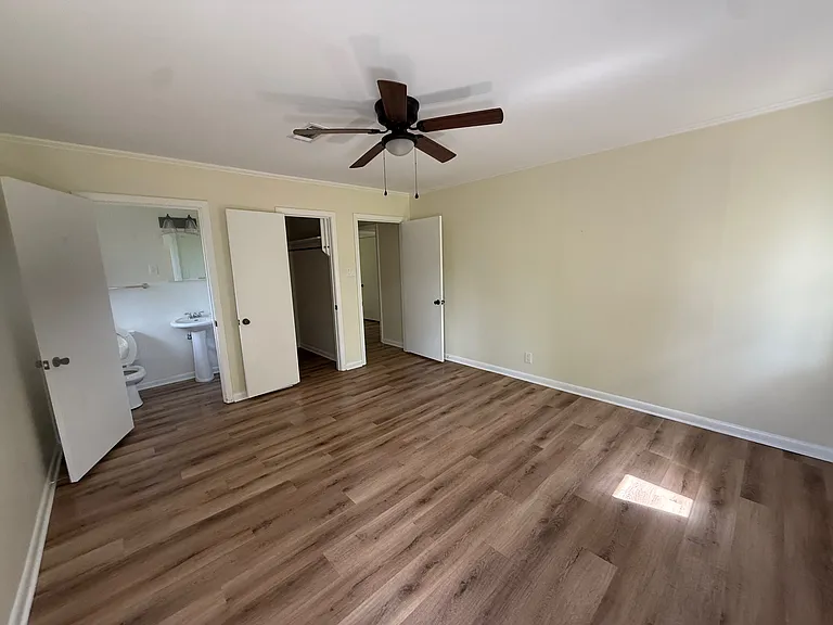 507 Lakeshore Dr — Photo 18