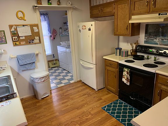 4th image of 2044 Rosebury Ln SW