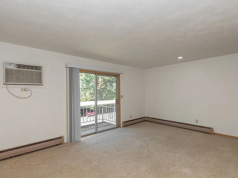 1016 Lincoln Rd — Photo 15
