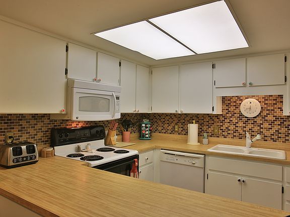 2nd image of 4150 S Atlantic Ave APT 109A