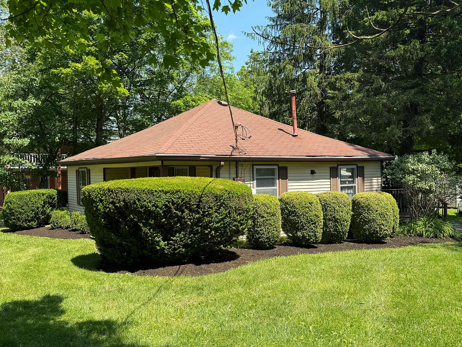 2 bed, 900 sqft, $1,595 — Photo 3