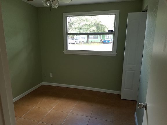 5th image of 3724 Taro Pl