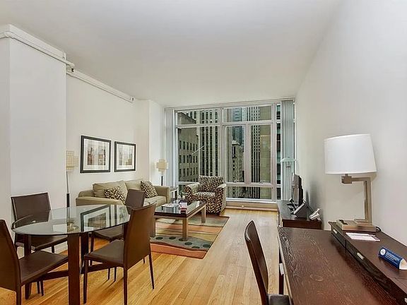 4th image of 18 W 48th St APT 17E