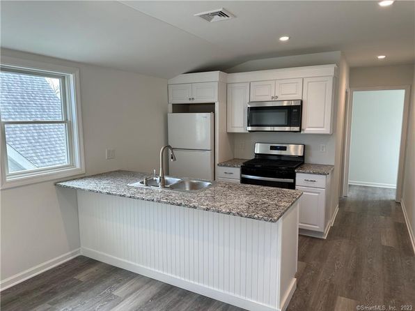 761 Brewster St #2