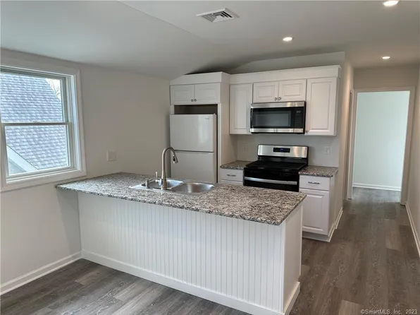 761 Brewster St #2, Bridgeport, CT 06605