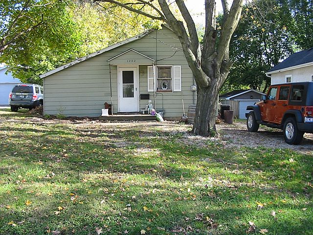 1st image of 1202 Crosat St