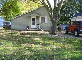 1202 Crosat St, La Salle, IL 61301