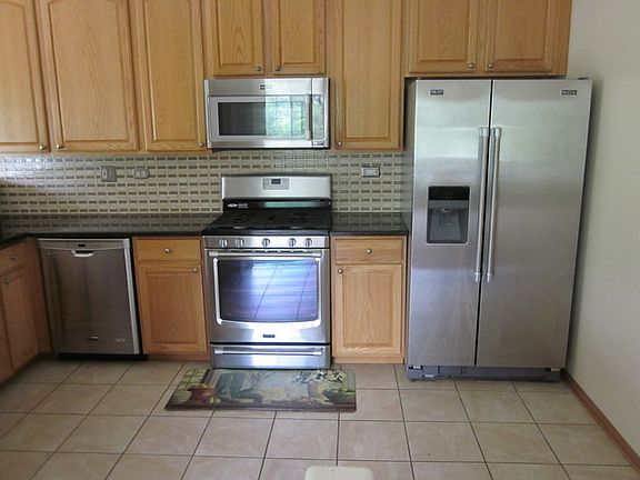 3rd image of 134 Andover Dr