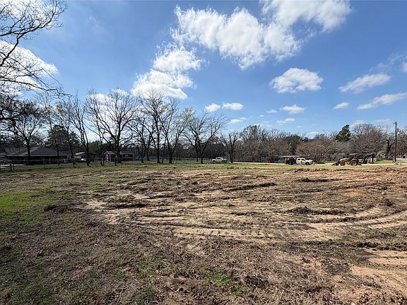 2nd image of 232 E Prospect St