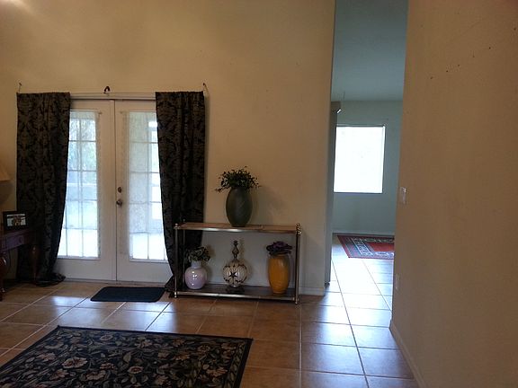 4th image of 710 Desoto Ave