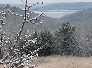 9275 Blue River Hills Rd, Manhattan, KS 66503