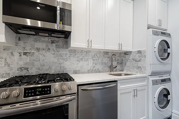 Rented by Rita S Citrin, LREB | media 26