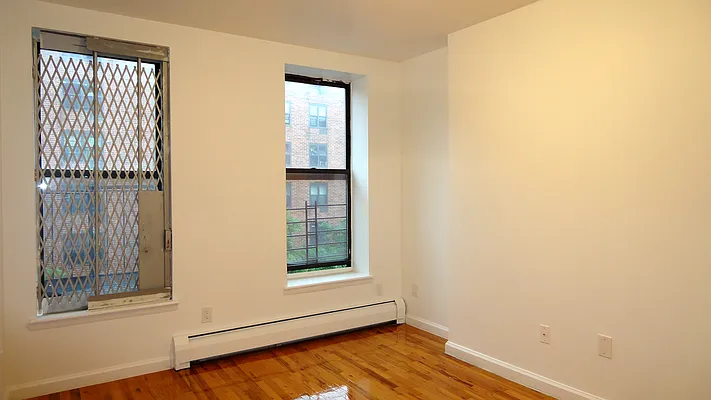 Rented by RC REAL ESTATE OF NEW YORK | media 8