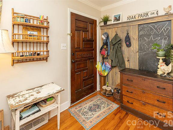 3rd image of 6701 Rugby Ln