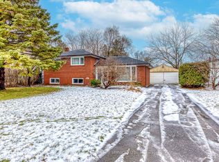 2420 Raymore Dr, Burlington, ON L7R2B3