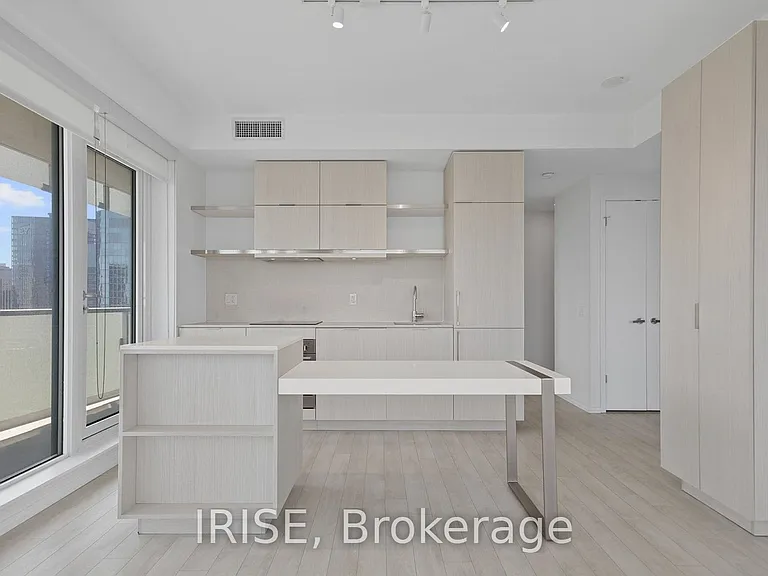 197 Yonge St #3405 — Photo 6