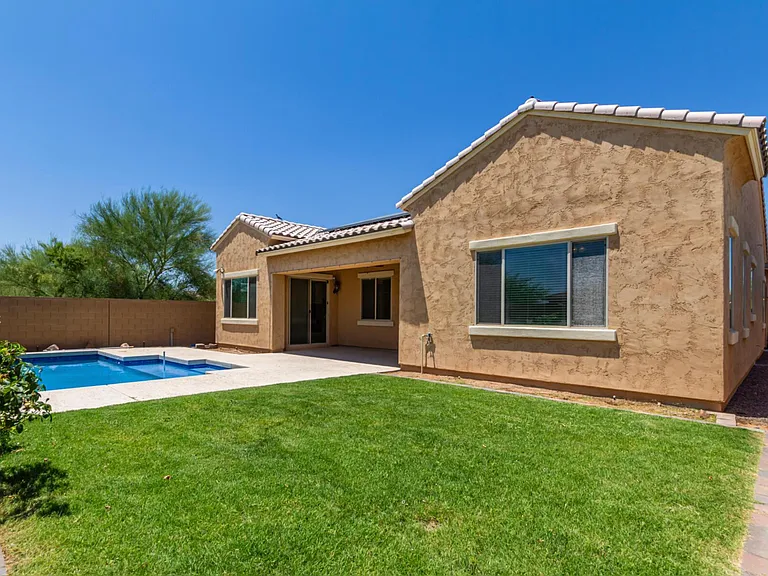 2615 W Balao Dr — Photo 35