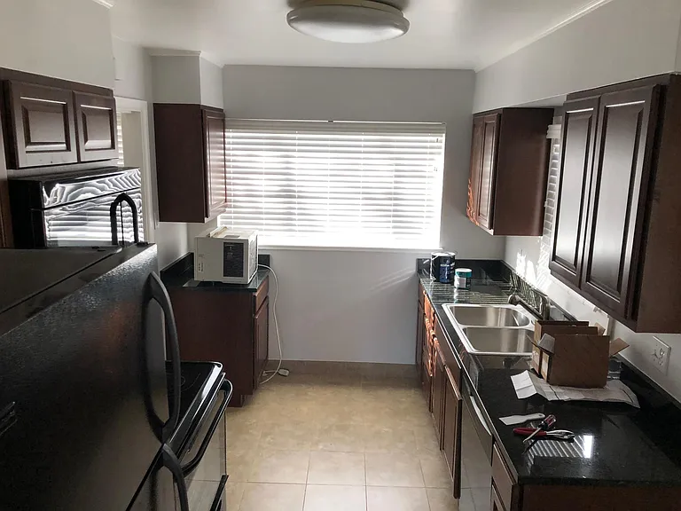 2724 S Jackson St — Photo 10