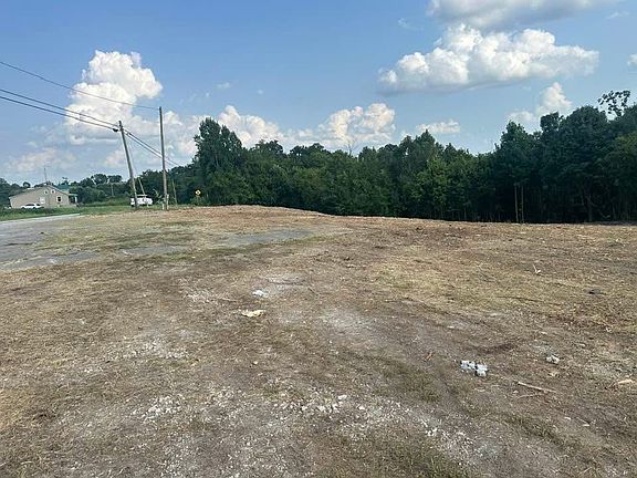 3rd image of 4982 Columbia Hwy