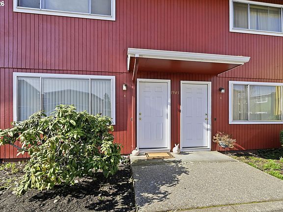 2nd image of 1943 W 17th Ave APT A
