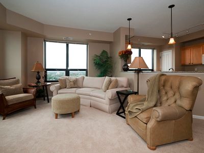 500 Grant St E #2011, Minneapolis, MN, 55404
