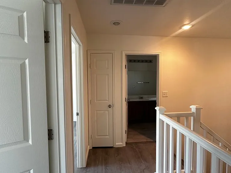 6186 Pacific Dogwood Ave — Photo 32