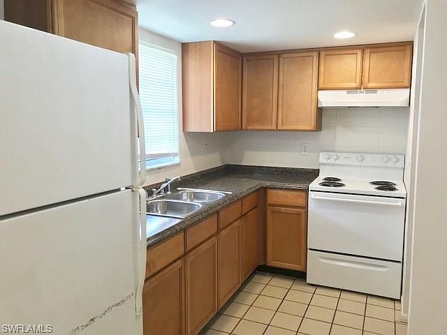 1st image of 3670 Pearl St
