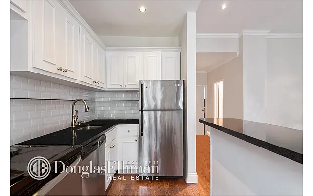 Rented by Douglas Elliman | media 3