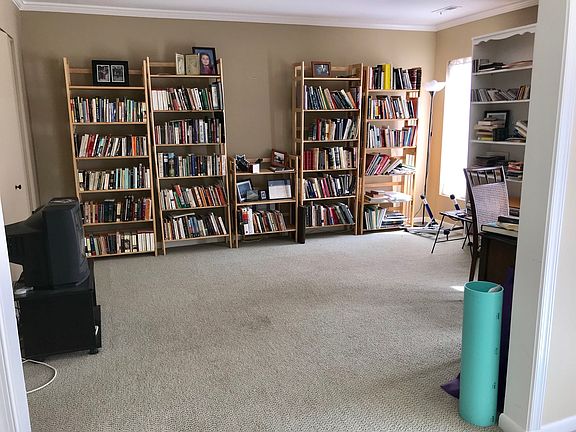 3rd image of 410 Ashland Ave APT 4A