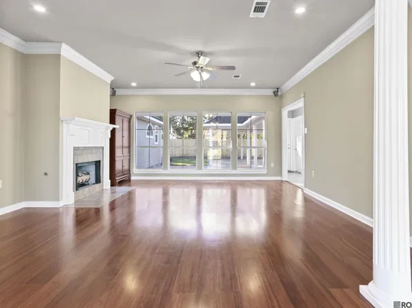 11080 Royal Ascot Ave, Baton Rouge, LA 70816
