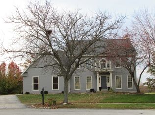 2753 Carriage Way, Aurora, IL 60504