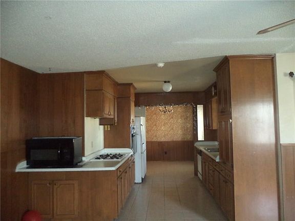 2nd image of 10325 Camwood Dr
