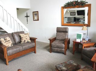 129 Treehouse Ln, Branson, MO 65616