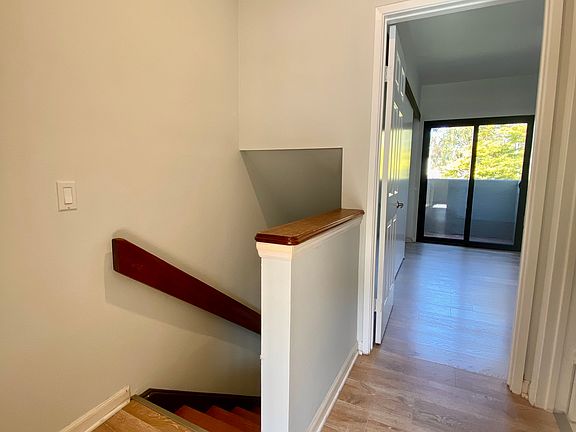 2nd floor Hallway