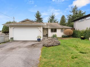 4967 Laurel Ave, Sechelt, BC V7Z 0B7