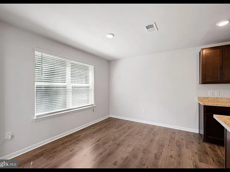 71 Currant Cir — Photo 8