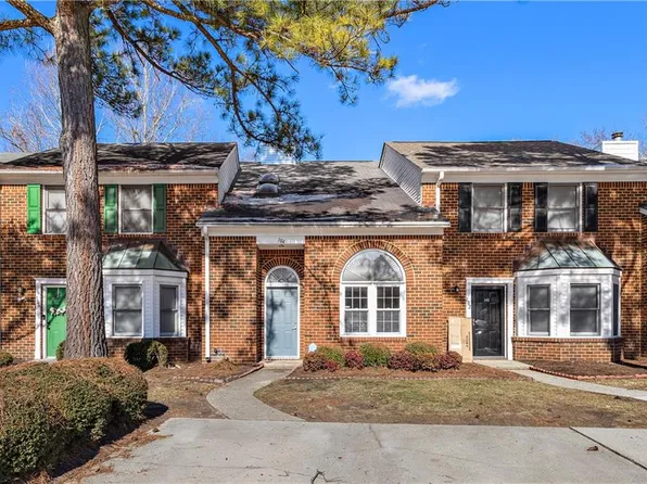 104 Corwin Cir, Hampton, VA 23666