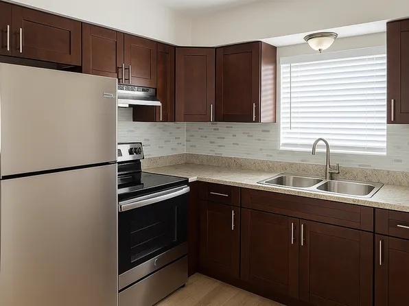 Del Rio Apartment Homes