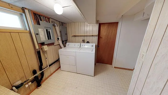 1 bed, 1.0 bath, $885 — Photo 4