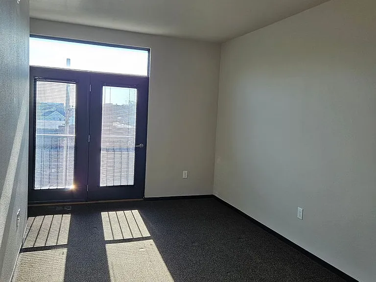 1629 E Michigan Ave — Photo 9