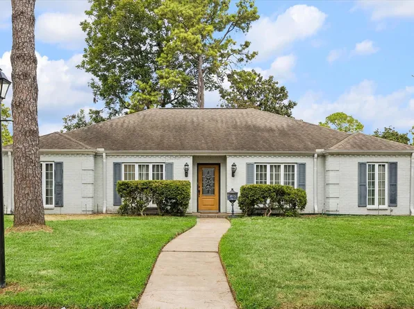 10018 Overbrook Ln, Houston, TX 77042