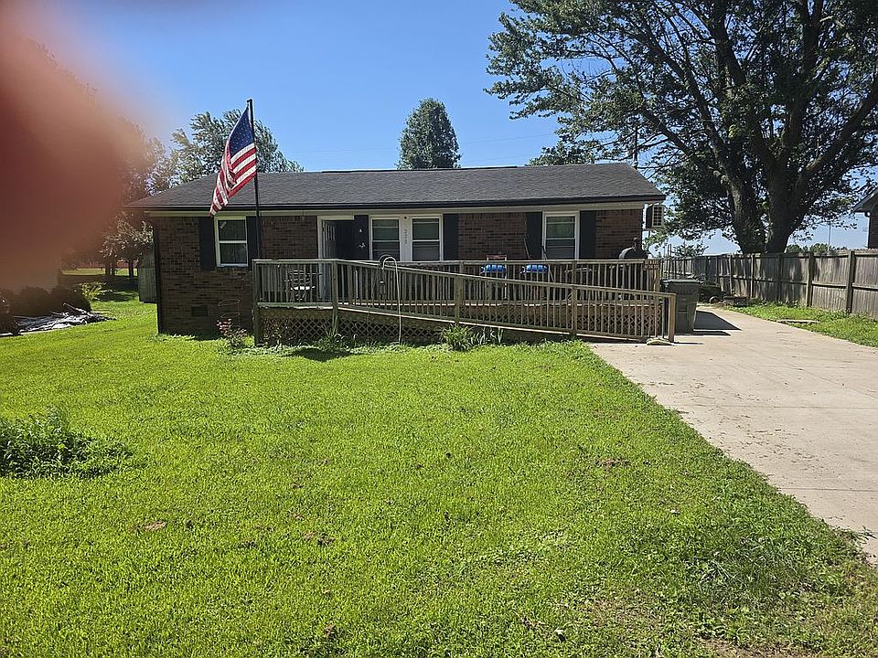 1st image of 338 Barnett Blvd