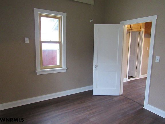 2nd image of 403 W Overland Dr