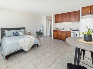 Punahou Gardens Apts, Honolulu, HI 96822