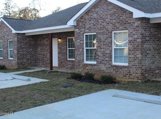 1013 Bassett Dr APT C, McComb, MS 39648