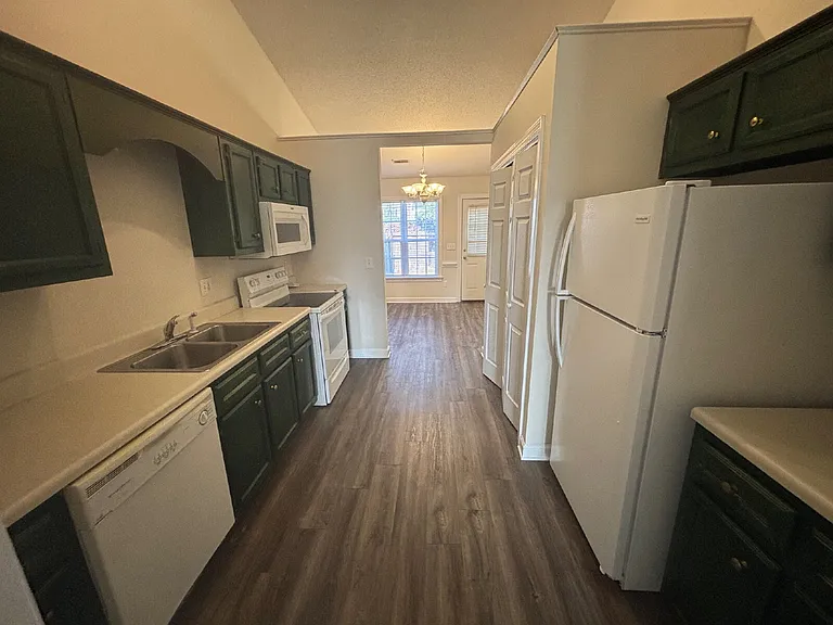 3904 Palmer Dr #B — Photo 3
