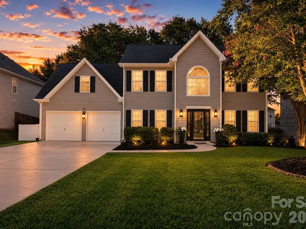 108 Madelia Pl, Mooresville, NC 28115