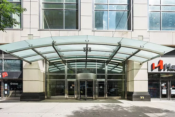 Rented by Douglas Elliman | media 6